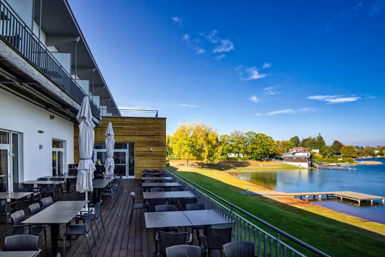Neufeldersee Hotel & Restaurant Neufeld an der Leitha Eksteriør bilde